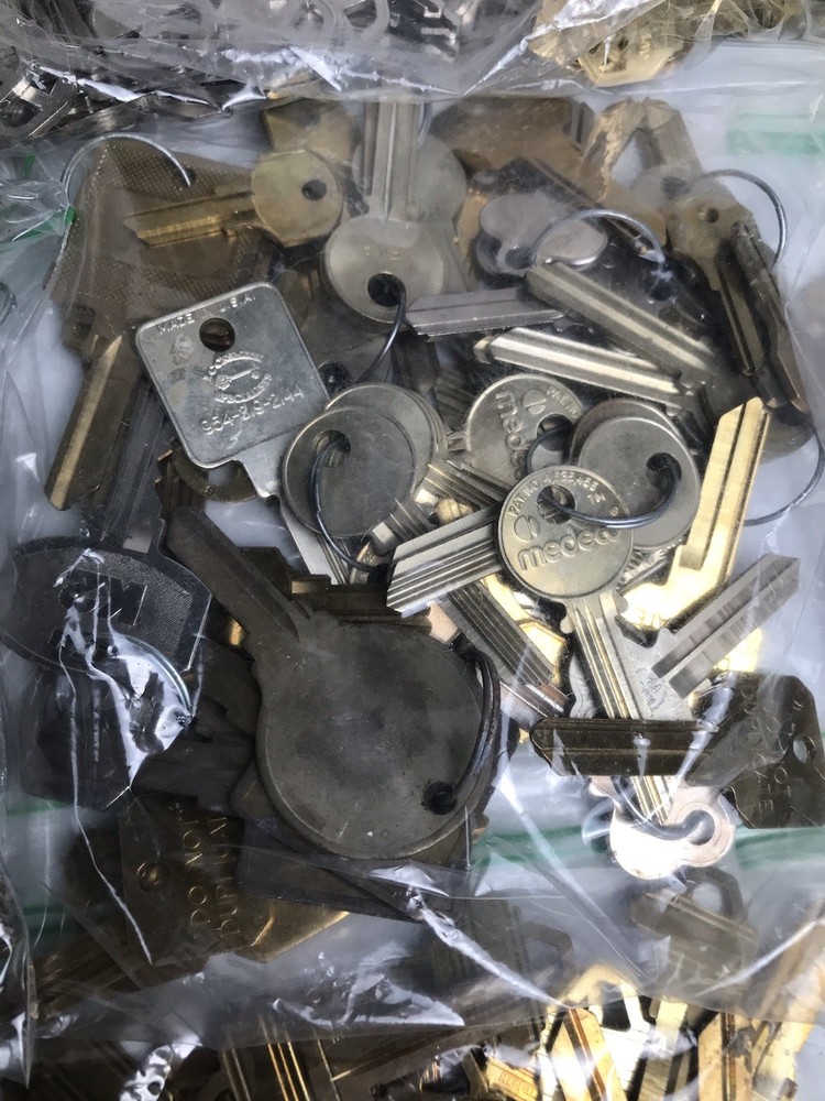 24 1/2 lb Blank Key Lot