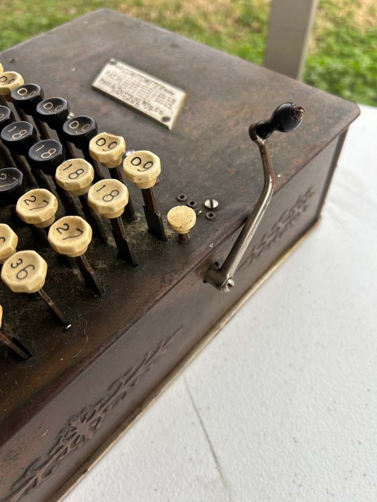 VINTAGE COMPTOMETER BY FELT & TARRANT MFG / chicago