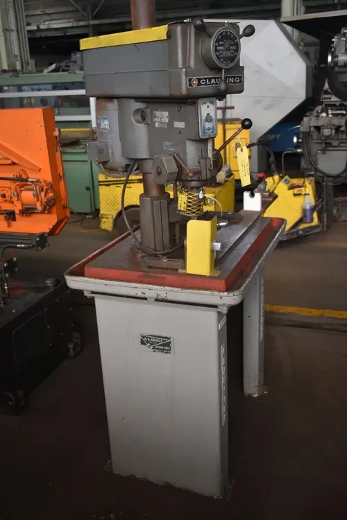 15" CLAUSING "1684" SINGLE SPINDLE BENCH-TYPE DRILL PRESS - #30768