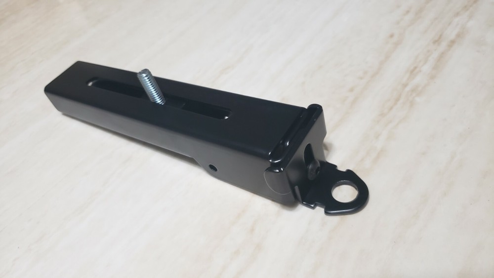 Chief HBU Heavy Duty VCM Universal Interface Bracket (Black)