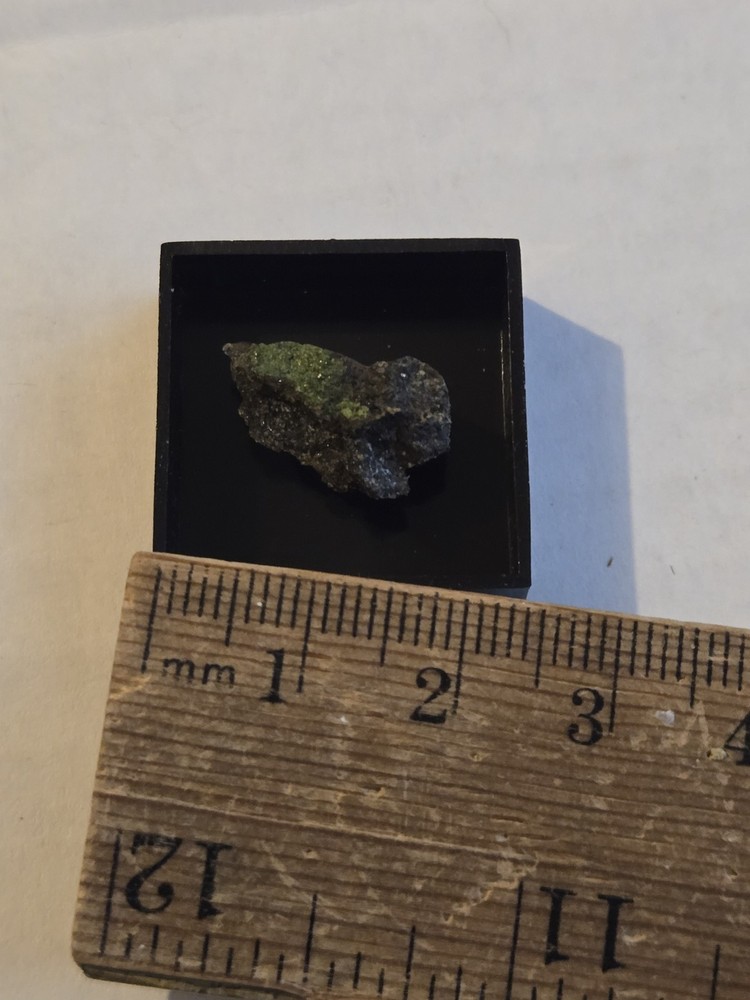 Rare Zaratite Specimen