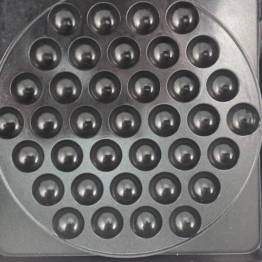 Pampered Chef Waffle Puff Pan Waffle Maker- Never Used