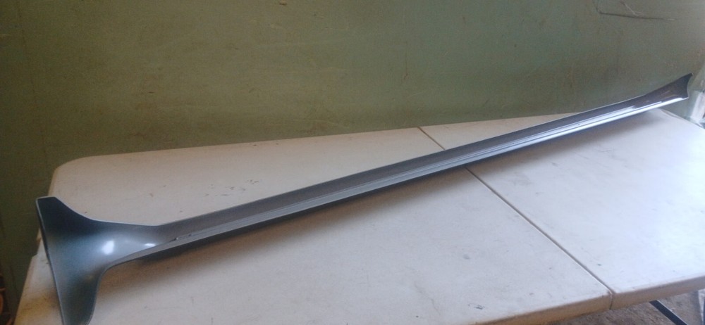 PT Cruiser Left Running Board 5200090201