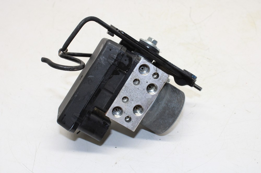 2014 Kawasaki Ninja 650 Ex650e Abs Pump Unit Module