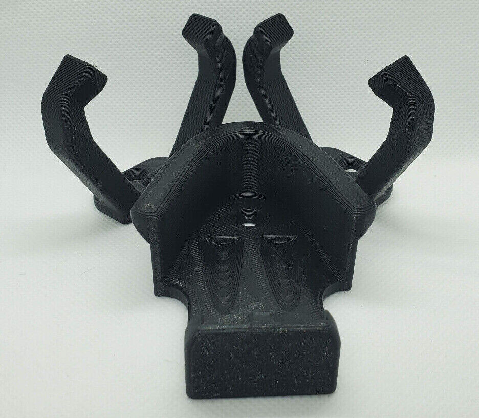 3 pc Set Wall Mount for Oculus Quest VR Goggles and Hand Held Controllers