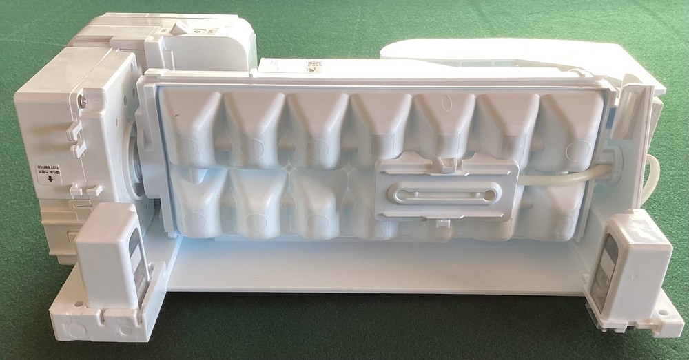 LG Refrigerator Ice Maker Assembly Kit AEQ73110205