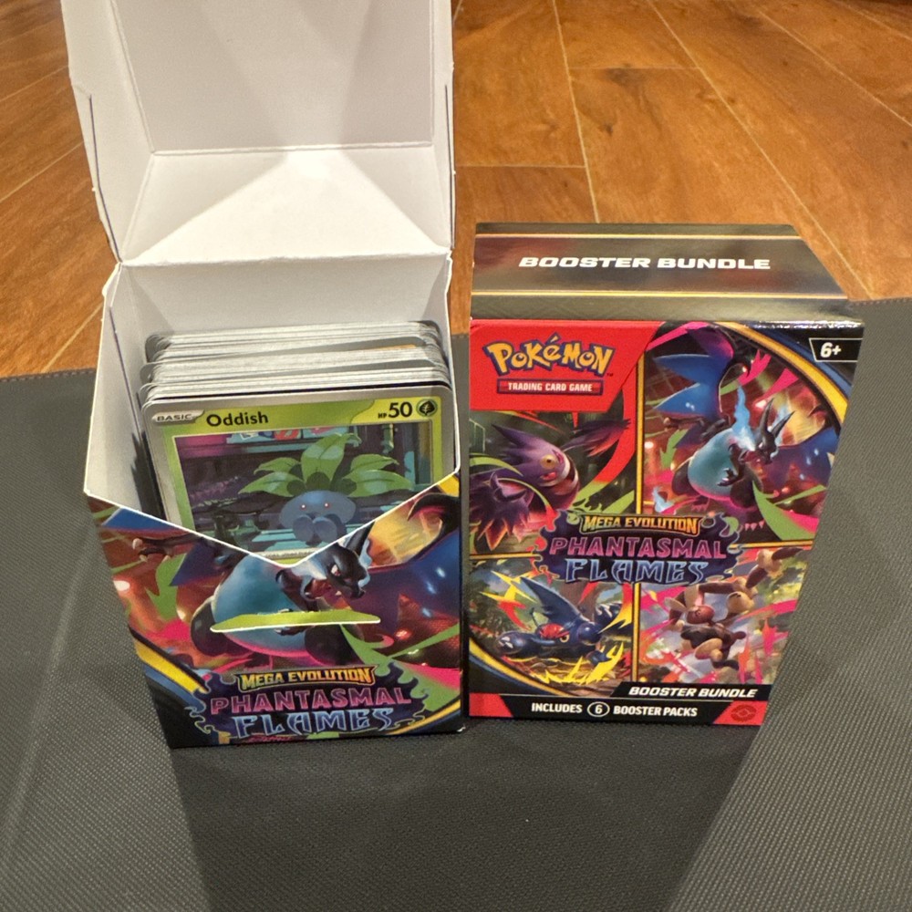 Phantasmal Flames - Complete 84 card Set - C/UC/Rare Holo + empty bundle case