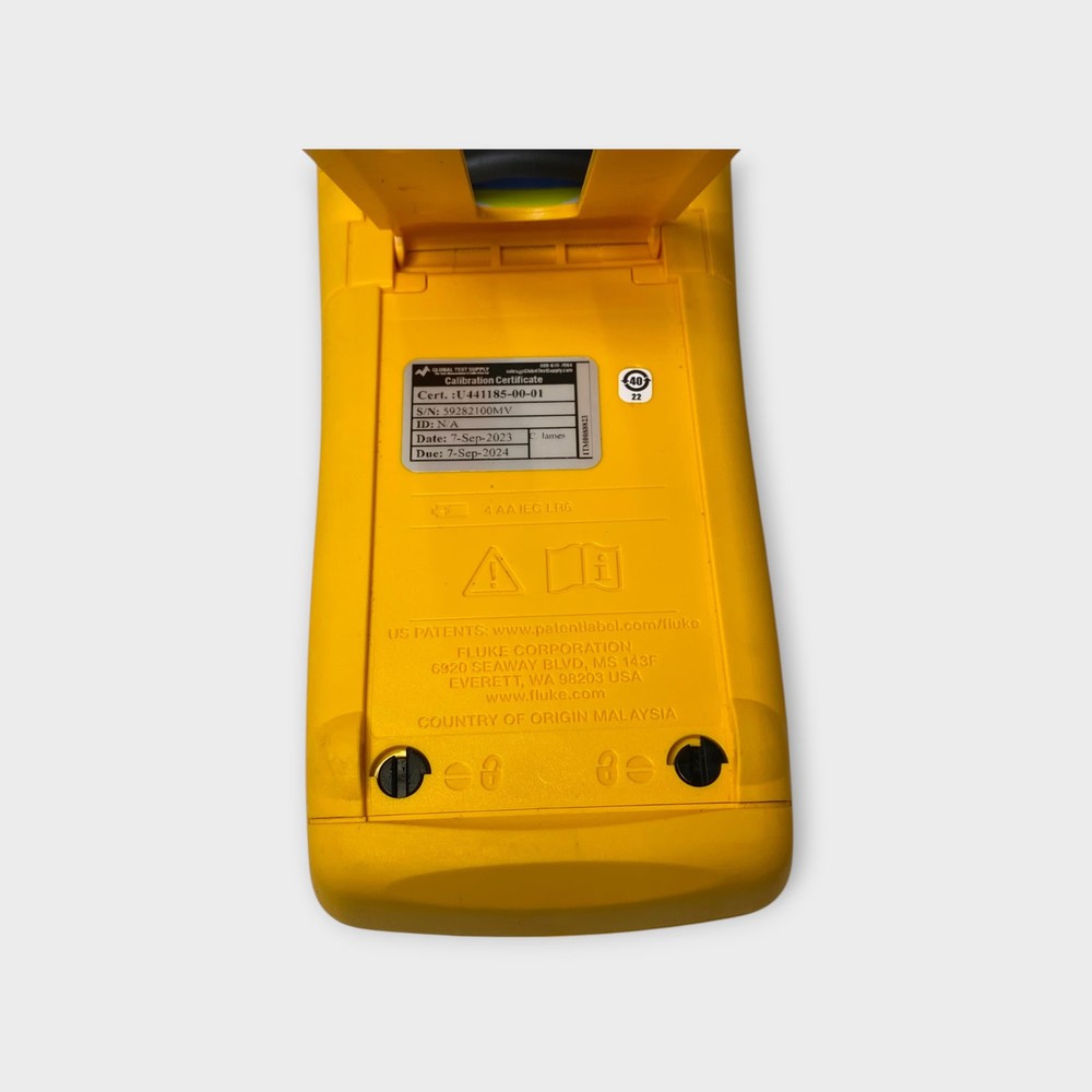 Fluke 725 Multifunction Process Calibrator w/ Accessories - Excellent Condition