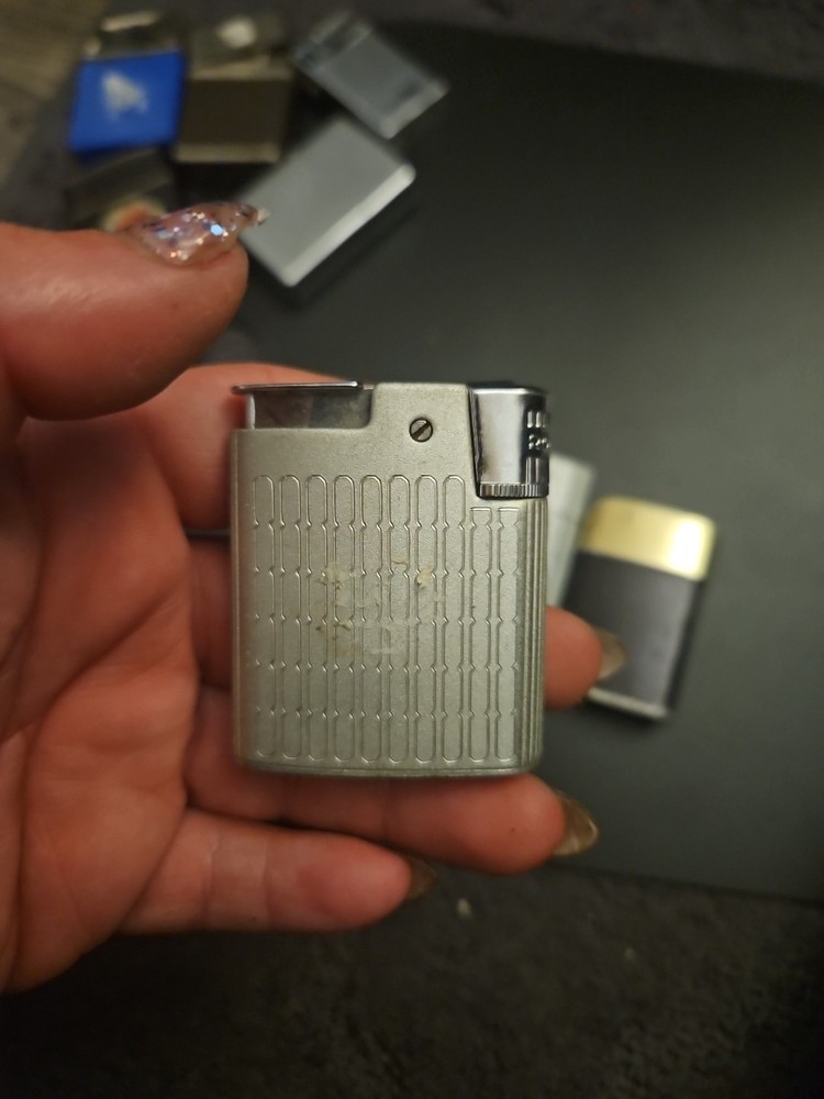 3 Vintage Ronson Lighters ( Not Tested)