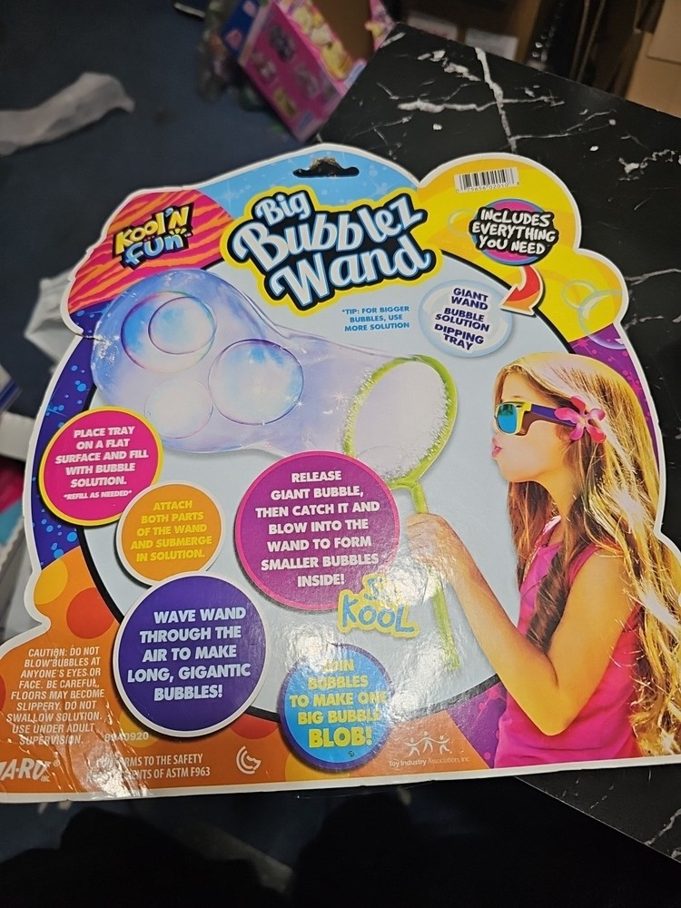 Big Bubblez Wand-Largest Bubbles Ever