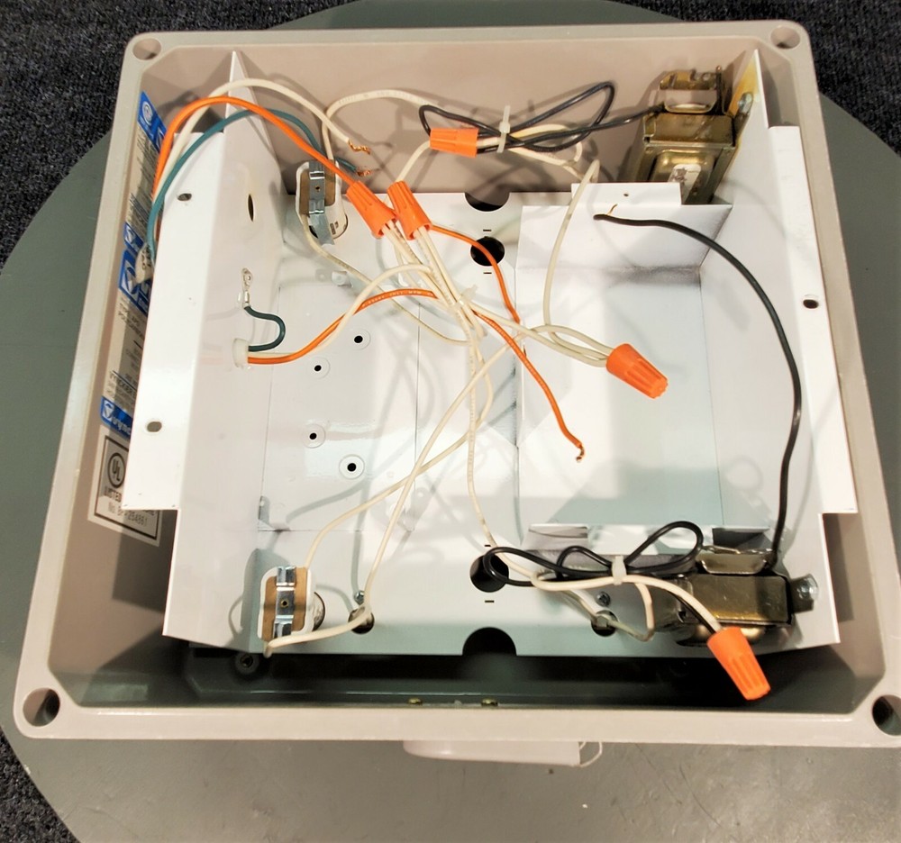 SURE-LITES / COOPER UMX31 TYPE X3 WATERTIGHT LIGHTED EMERGENCY EXIT SIGN