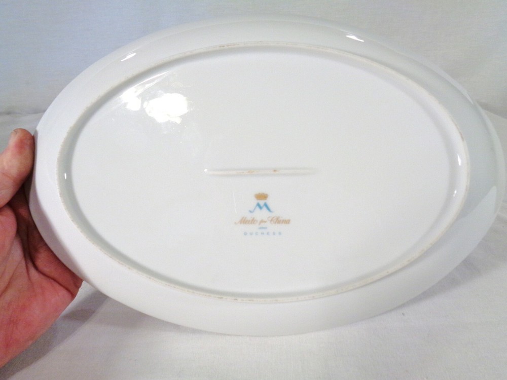 Meito Fine China "Duchess" 12" Oval Platter