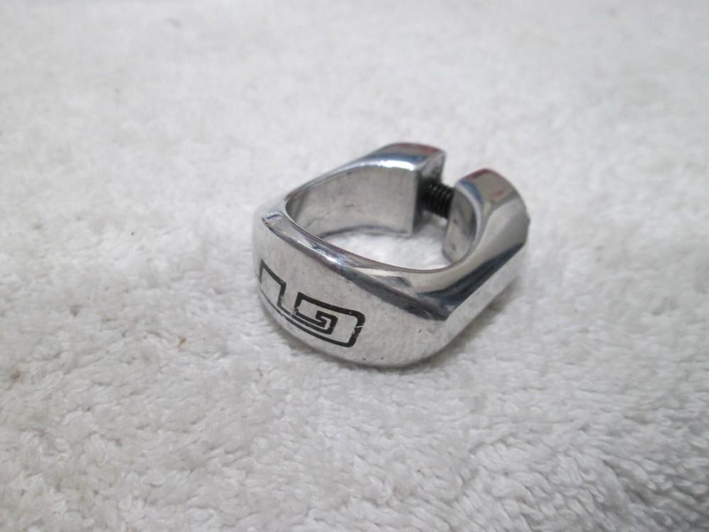 nos bmx Gt seat post clamp silver 28.6
