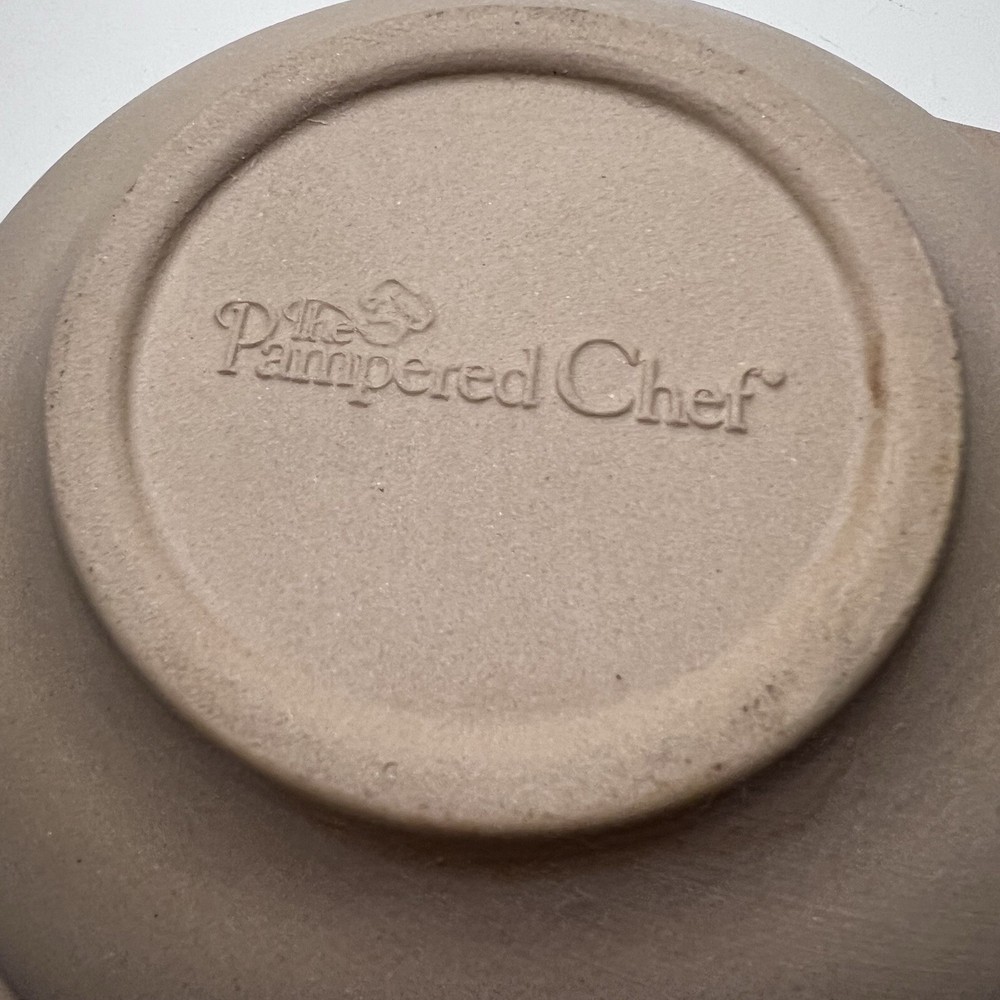 Pampered Chef Stoneware Microwave Double Egg Cooker