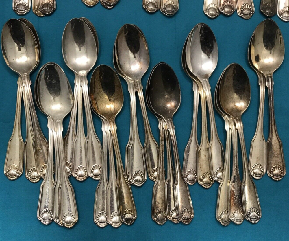 50 Pc SILVER SHELL Silverplated 6 1/8" TEASPOONS Community Cube Mark