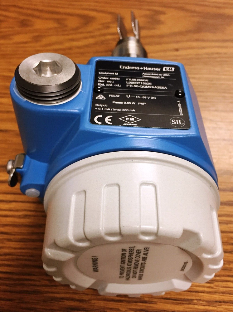 Endress+Hauser FTL50-QGM2AA2E5A Liquiphant Level Switch Sensor