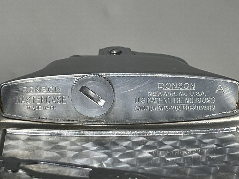 RONSON MASTERCASE CIGARETTE CASE AND LIGHTER - ORIGINAL BOX - CIRCA 1955