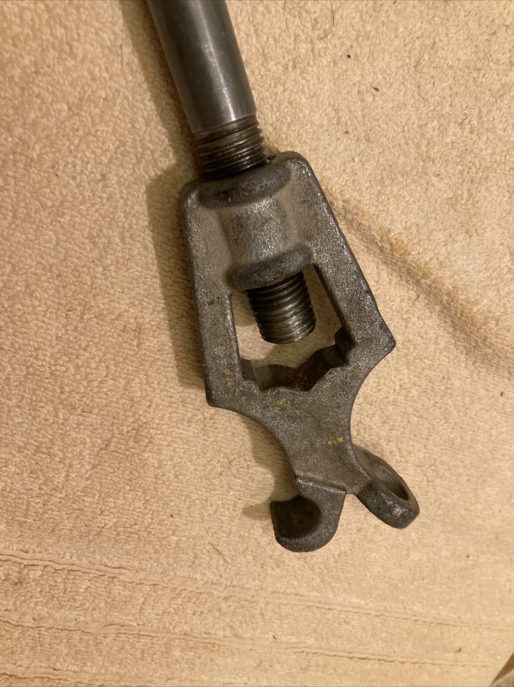 Fire Hydrant Tool Adjustable Trumbull 20”