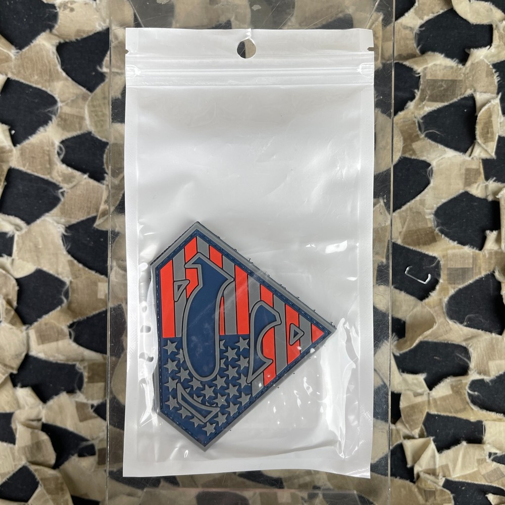 NEW US Flag Superman Shield PVC Patch (CR-YXRD)