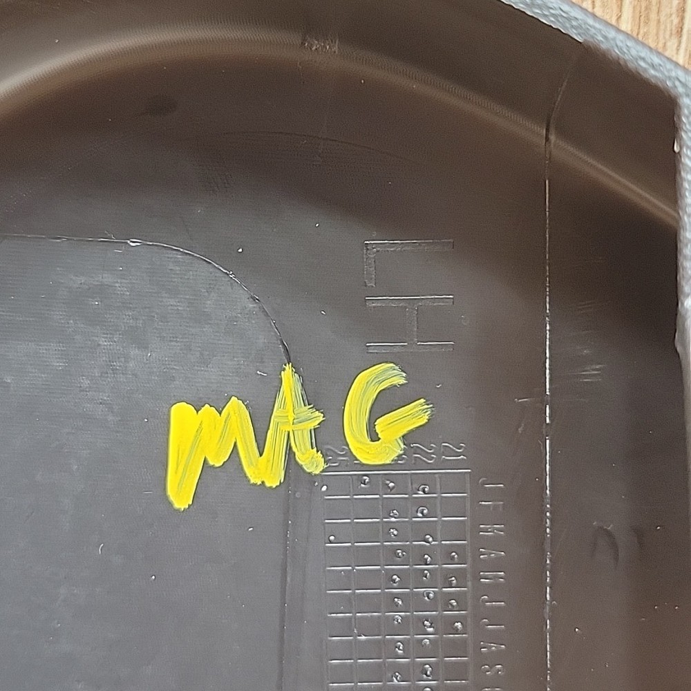 Tesla Model 3 Y Front Seat Side Shield Outer Trim Panel Left Drivers NEW 2017-23