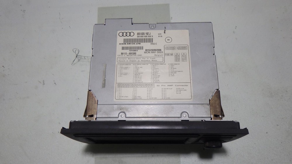 07 AUDI A4 Info Screen 8E0035192J
