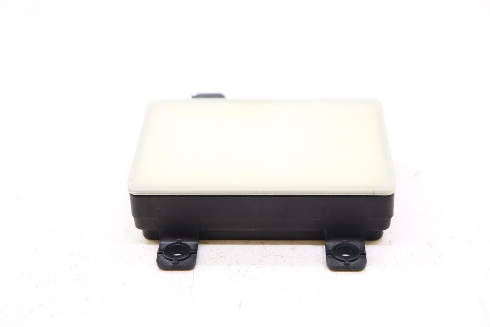 2019 - 2021 GENESIS G70 REAR RIGHT SIDE BLIND SPOT RADAR SENSOR MODULE UNIT OEM