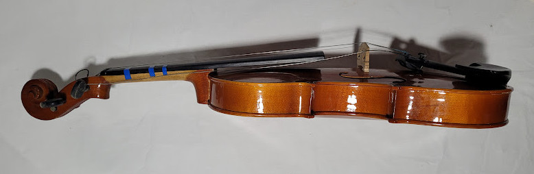 Student Violin With Case and Bow