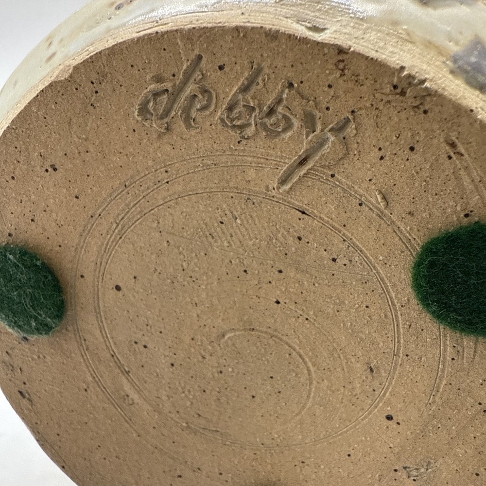 signed studio stoneware pottery 5 3/4