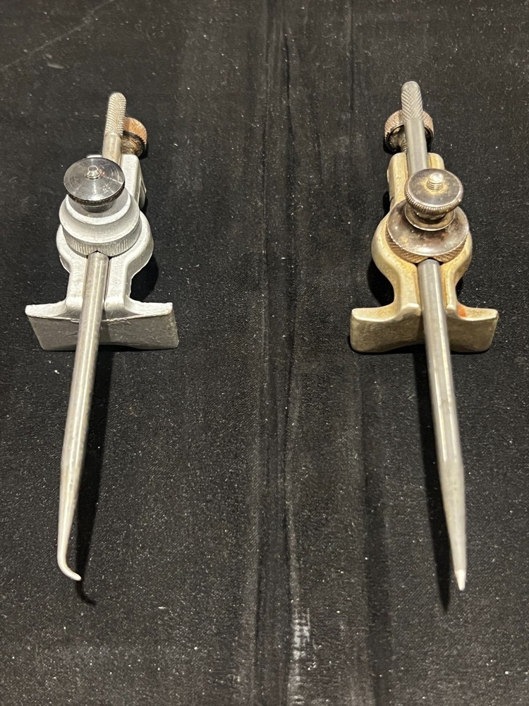 Pair of unbranded Trammel points