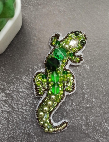 Crystal Art Beadwork kit for creating brooch BP-227C Lizard