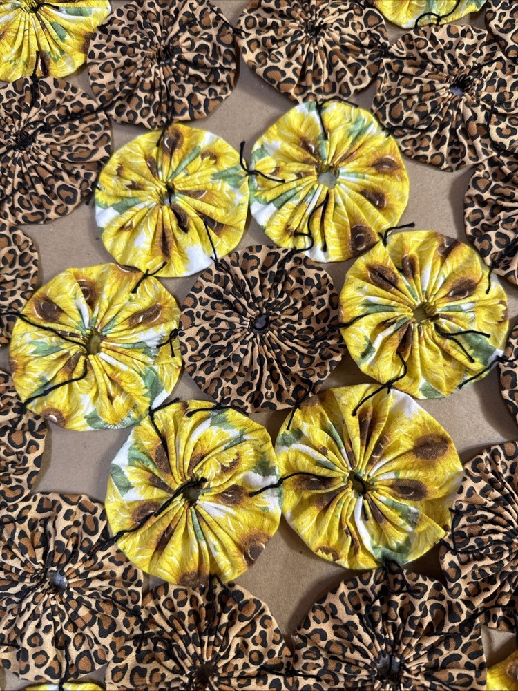 Handmade 24” Yo-Yo Patch Table Mat