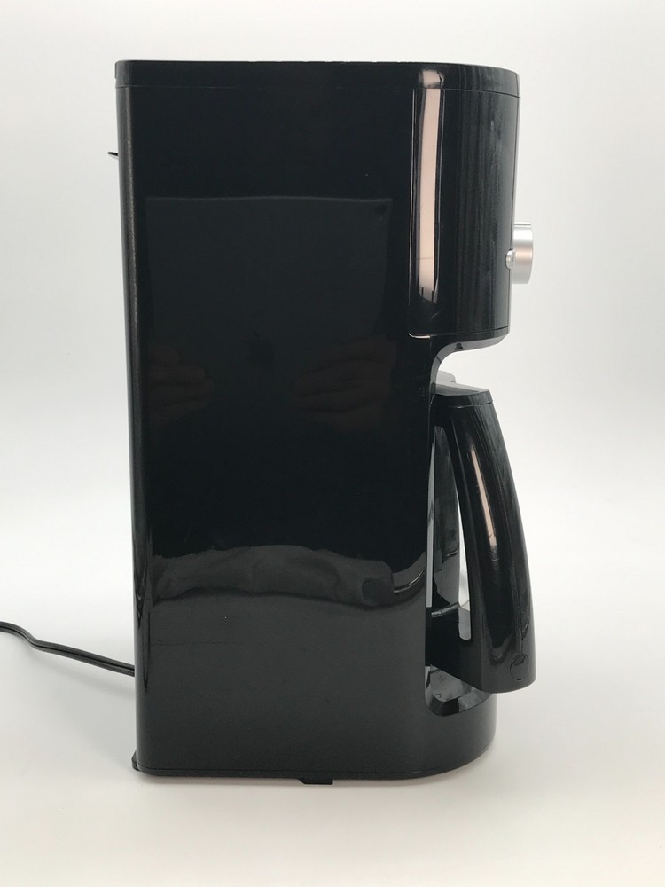 Cuisinart DCC-1120 Classic 12 Cup Programmable Coffeemaker Works Great