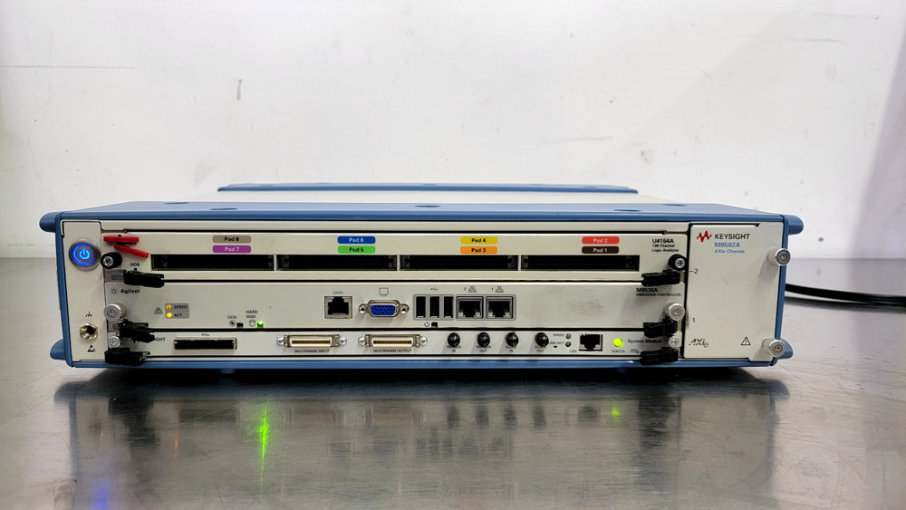 Keysight M9502 AXIe Chassis With (2) Modules: (1) M9536A Controller, (1) U4154A