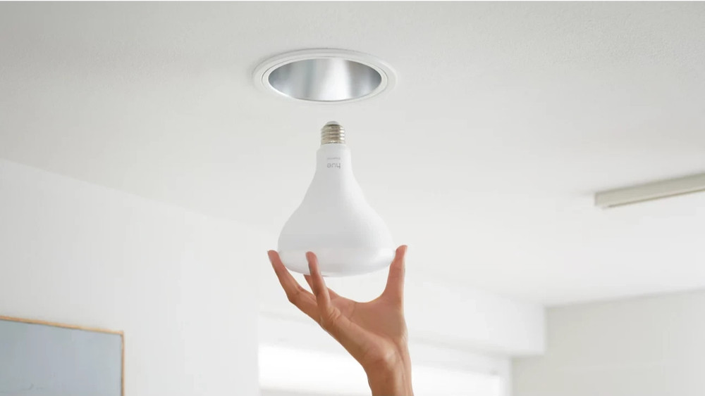 Philips Hue Essential BR30 - E26 Smart LED Bulb 2-Pack 650lm Color