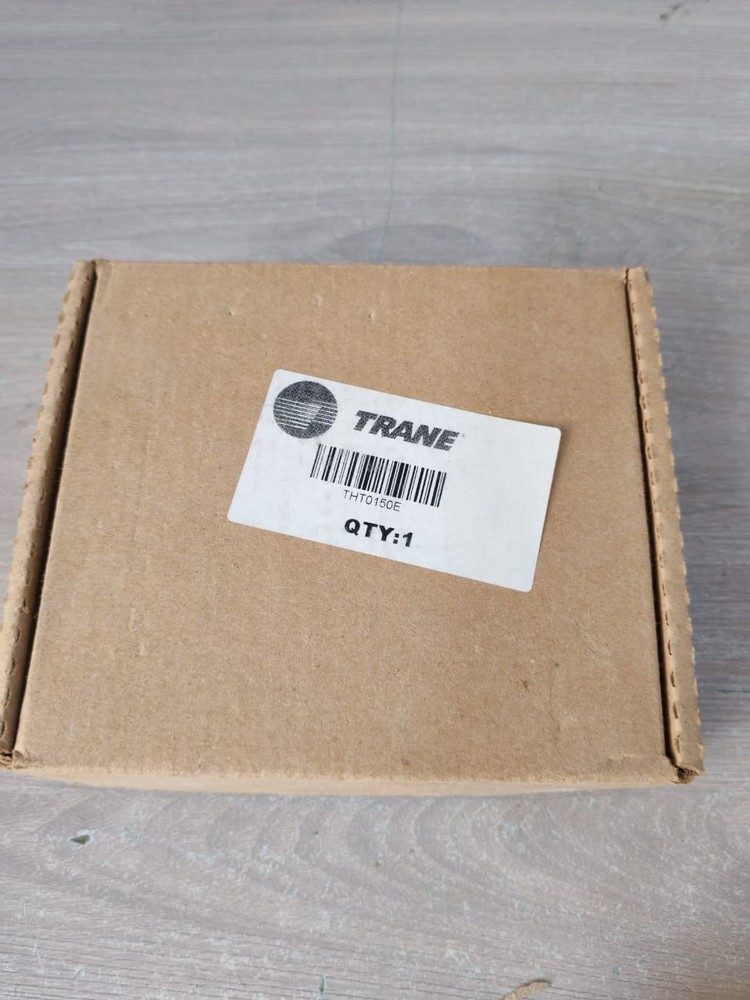 TRANE THT0150E ELECTRONIC THERMOSTAT MODULE REVERSIBLE PROGRAMMABLE