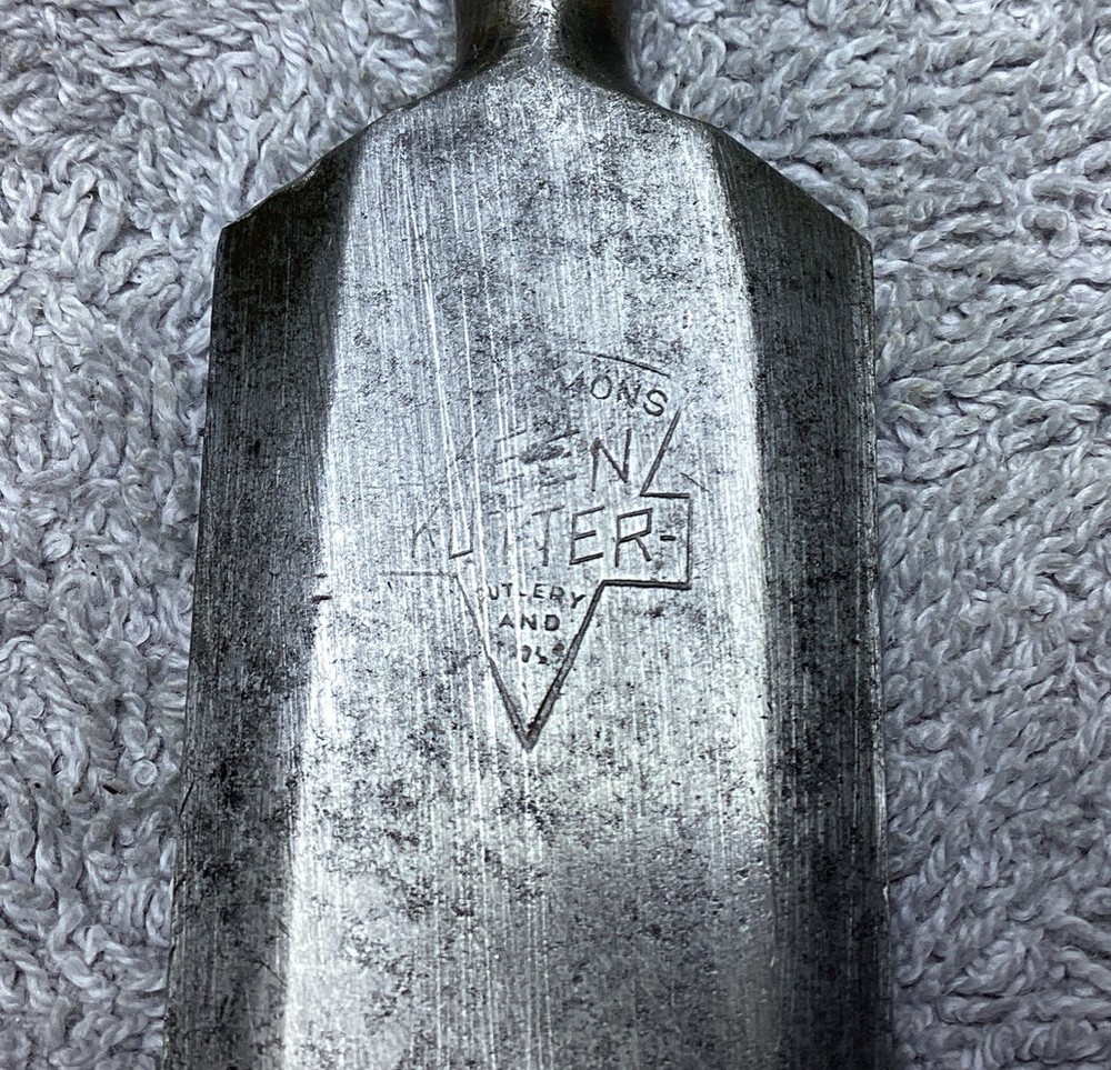 VTG. E.C.SIMMONS KEEN KUTTER 1-1/4” BEVELED EDGE SOCKET CHISEL