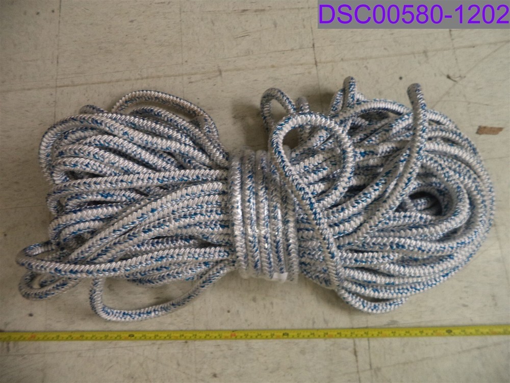 Double Braid Polyester 3/4" x 200' Blue and White Rope
