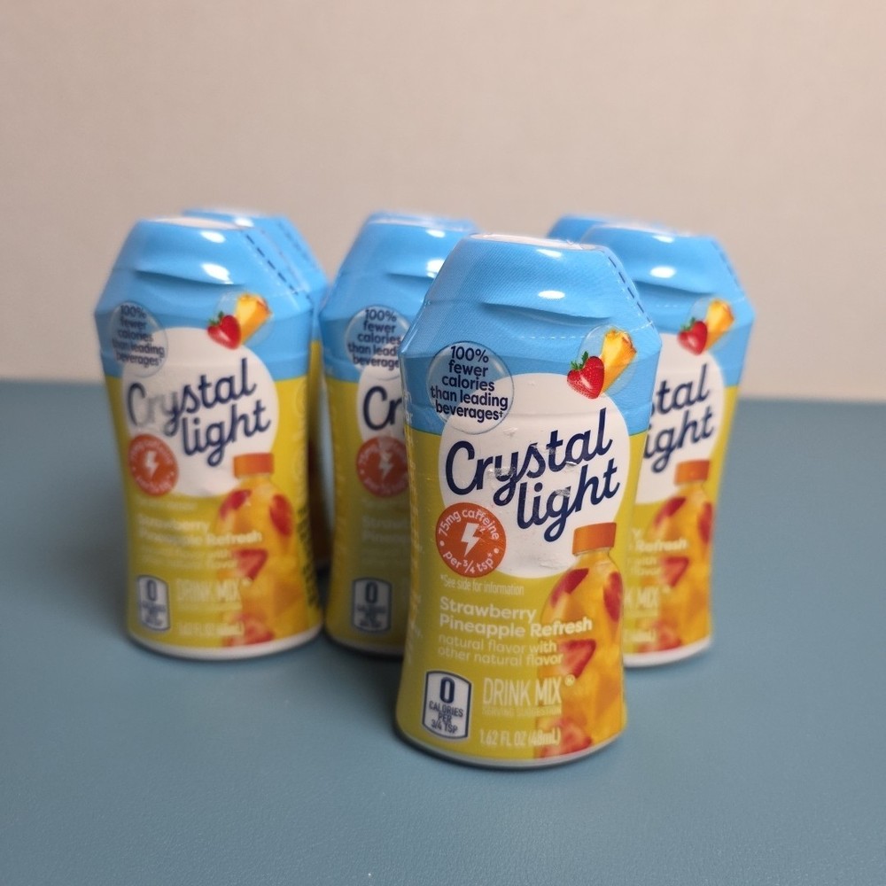 7 Bottles CRYSTAL LIGHT STRAWBERRY PINEAPPLE REFRESH W/Caffeine Water Enhancer