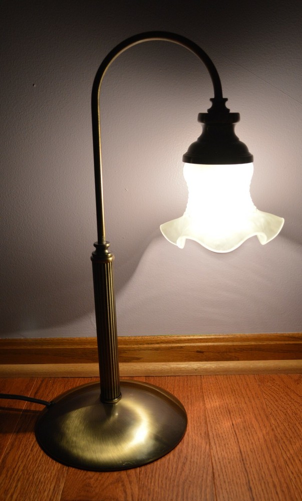 GOOSENECK RUFFLED SHADE DESK TABLE LAMP