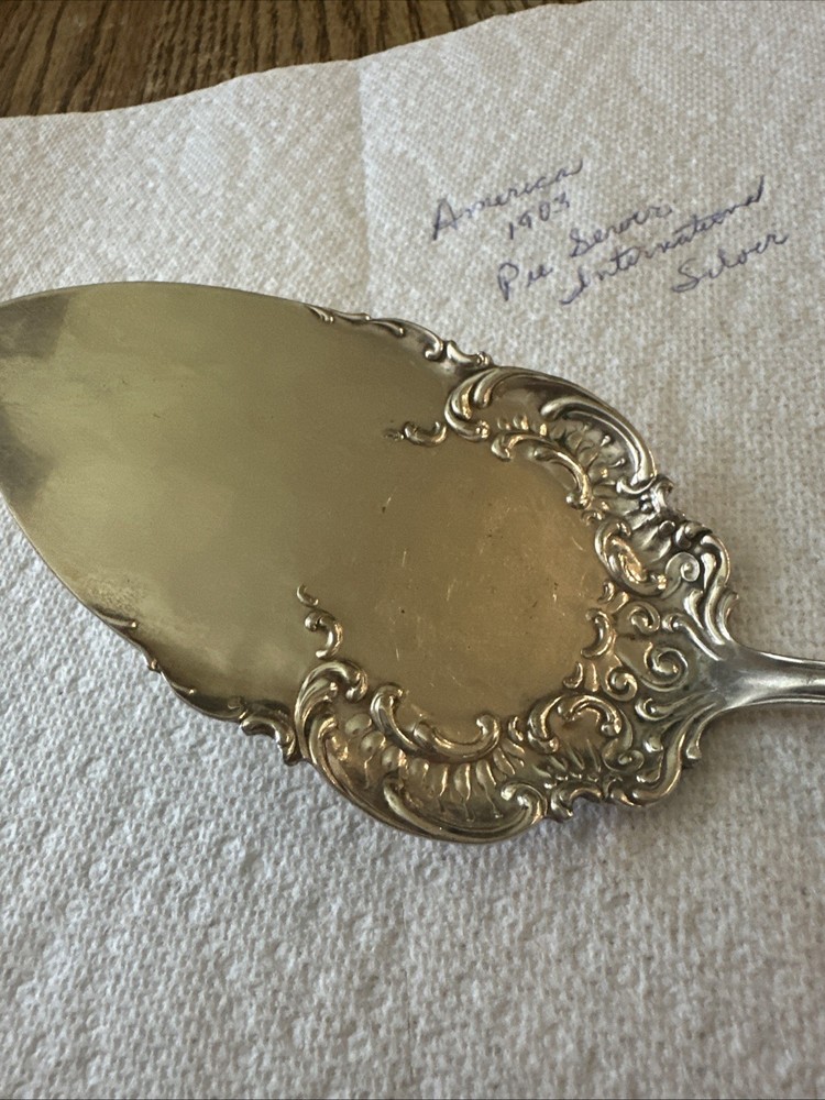 INTERNATIONAL SILVER America Pattern PIE SERVER 9 1/2” Long 3”Wide Silverplate