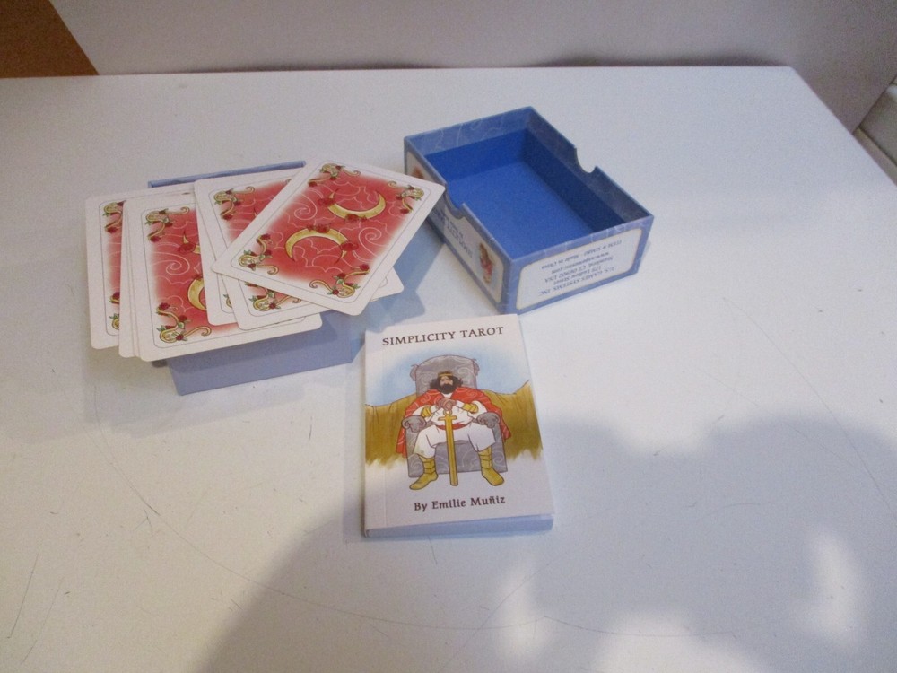 Simplicity Tarot Card Deck by Emilie Muniz Complete and VG+