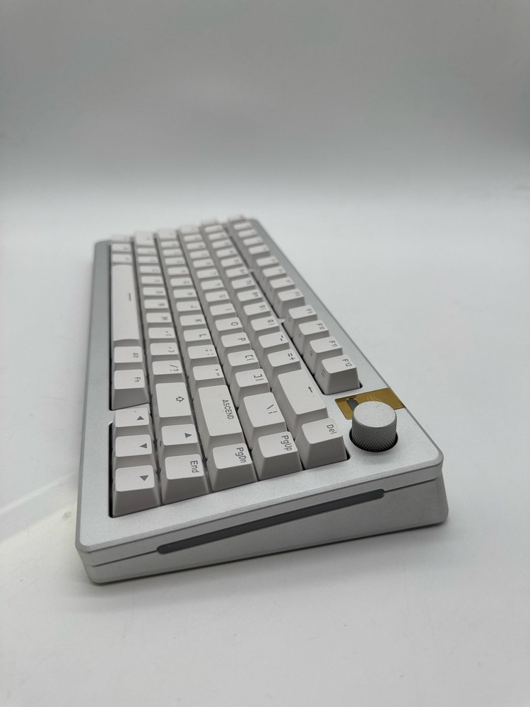 Glorious GMMK 3 PRO HE Wireless Gaming Keyboard Hall Effect 75% TKL