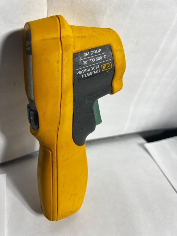 FLUKE 62 Maximum Handheld Infrared Thermometer