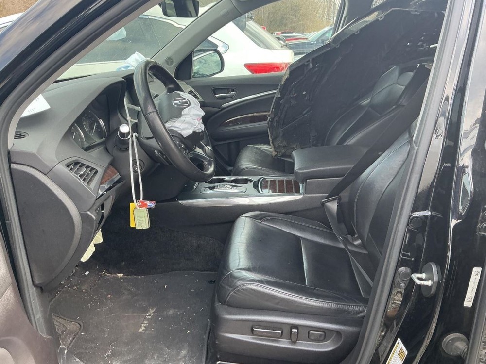 MDX 2018 Glove Box 4974762