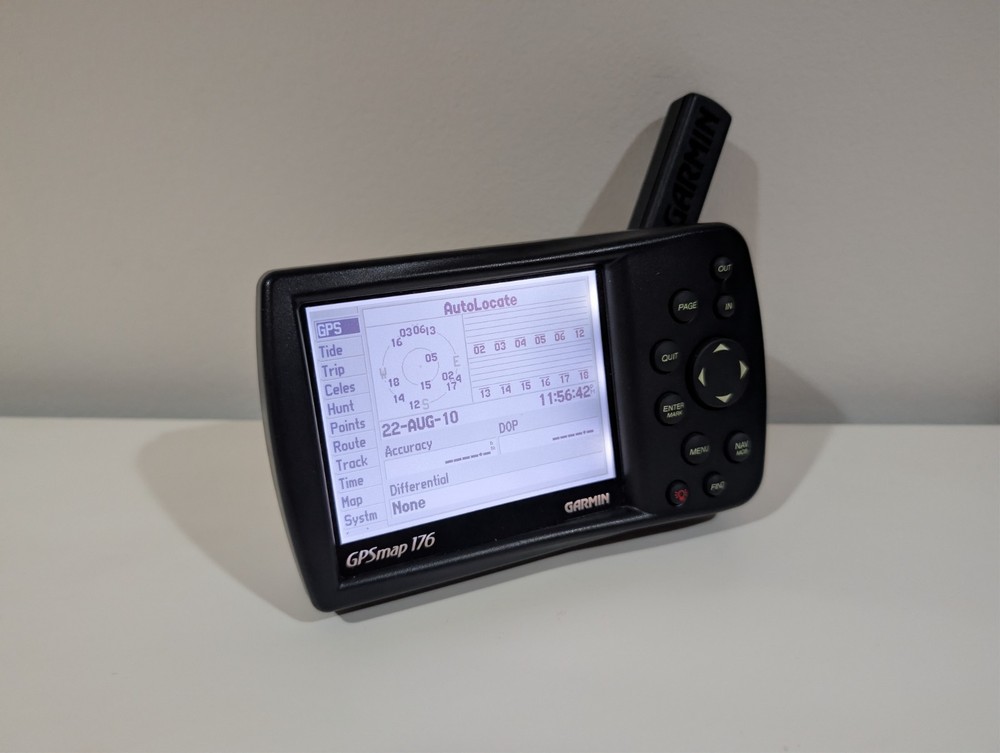 Garmin GPSMAP 176 ChartPlotter GPS Tested Great Condition