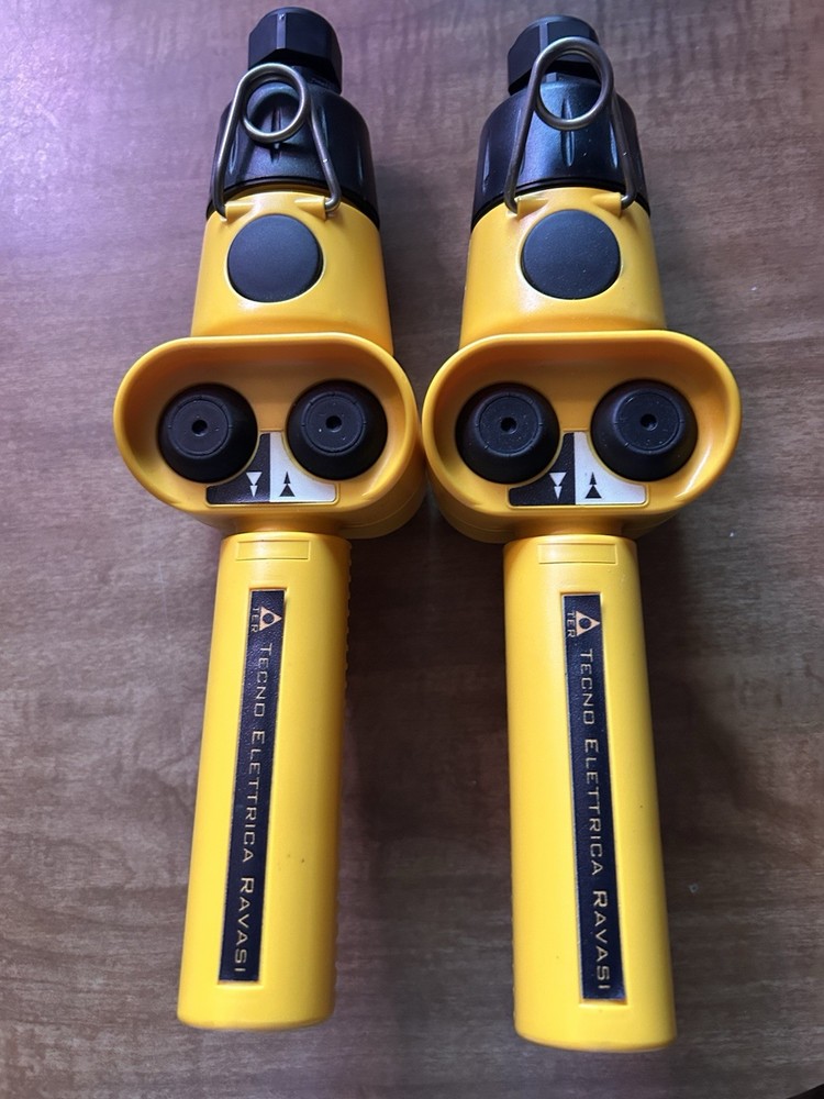 Two Button Controller￼for A Crain/hoist up and down push button