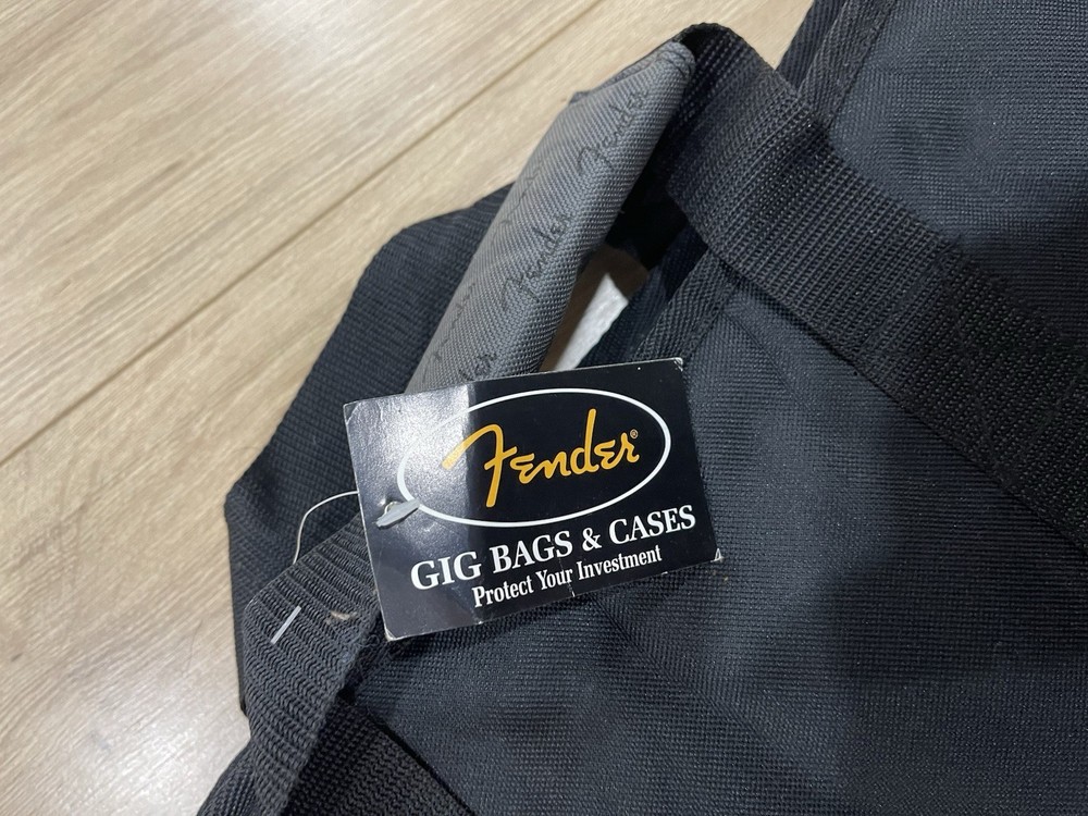 Fender Medium Gig Bag Black Gray Fully Lined Carry Handle Strap Zippered Pockets