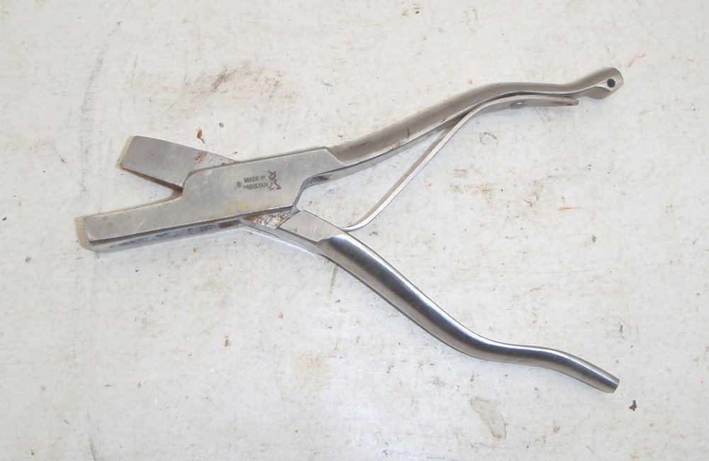 Livestock Ear Notcher