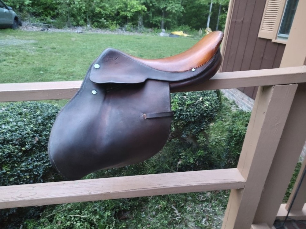Hermes English Saddle