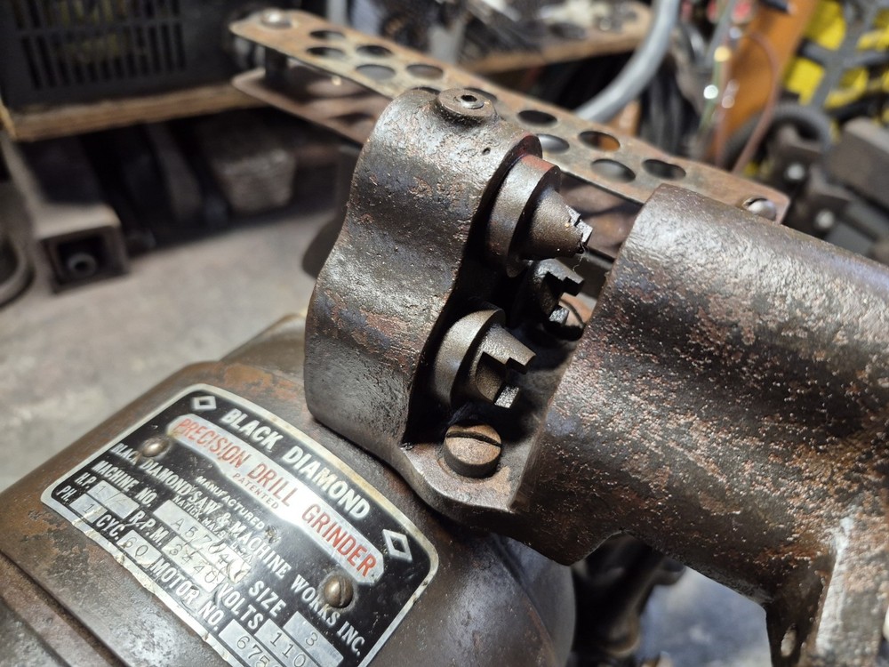 Black Diamond Drill Grinder Size 3 With 28 Collets